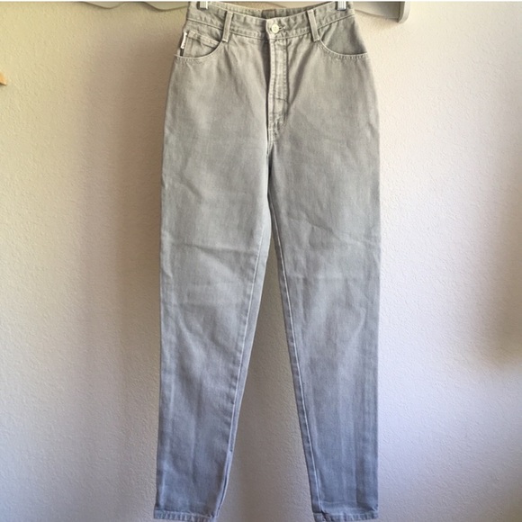 Vintage BONGO High Waisted Jeans — LIKE NEW - Picture 3 of 5